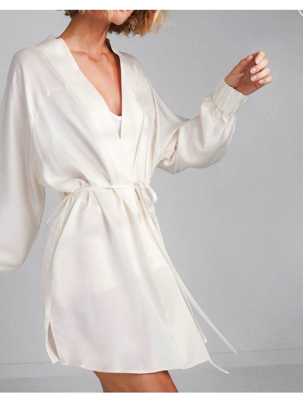 Lunya Silk white tranquil Cream Robe with Tie Waist